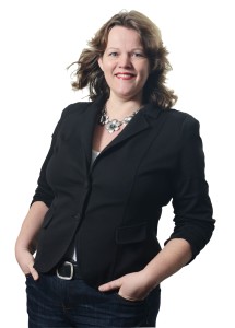 Heleen Dierdorp staand